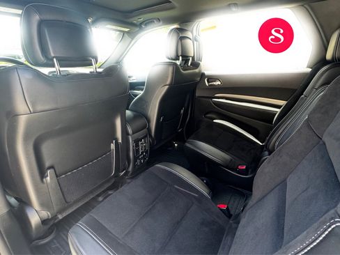 Used 2018 Dodge Durango SRT w/ Technology Group AWD/4WD image 19