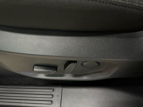 New 2025 Ford Ranger XLT w/ Equipment Group 301A High image 28