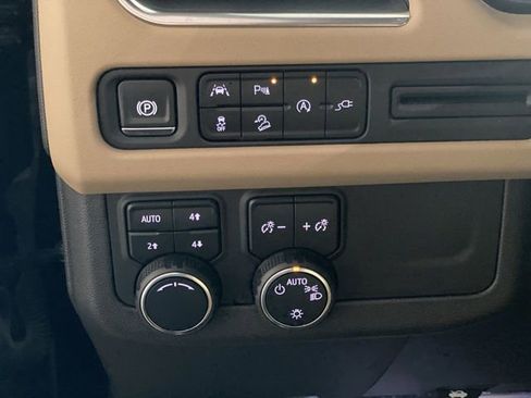 Used 2021 Chevrolet Tahoe Premier image 42