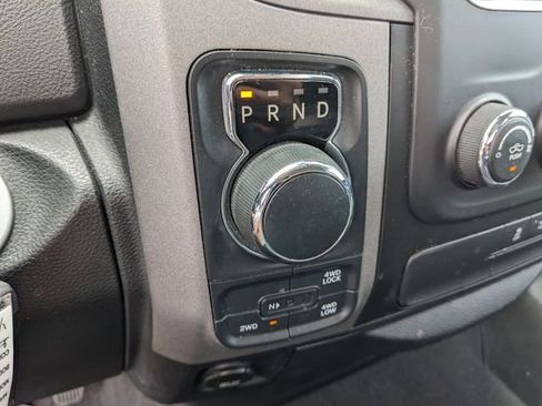 Used 2017 RAM 1500 Express w/ Express Value Package AWD/4WD image 25
