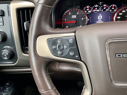 Used 2015 GMC Sierra 2500 Denali image 10