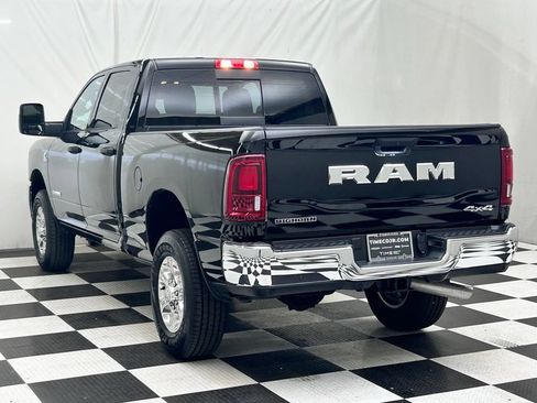 New 2026 RAM 2500 Big Horn AWD/4WD image 5