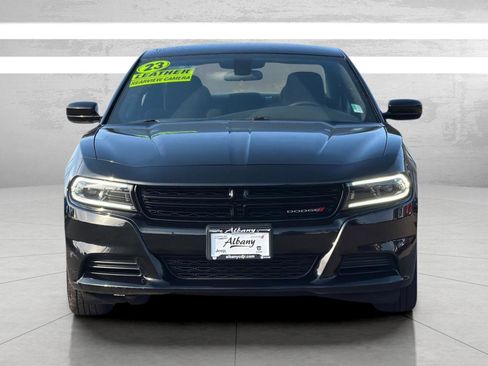 Used 2023 Dodge Charger SXT image 3