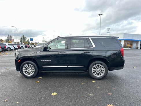 Used 2023 GMC Yukon SLT image 2