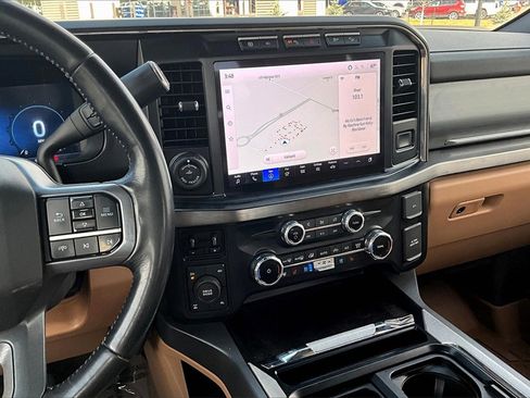 Used 2023 Ford F250 Lariat w/ Tow Technology Package image 6