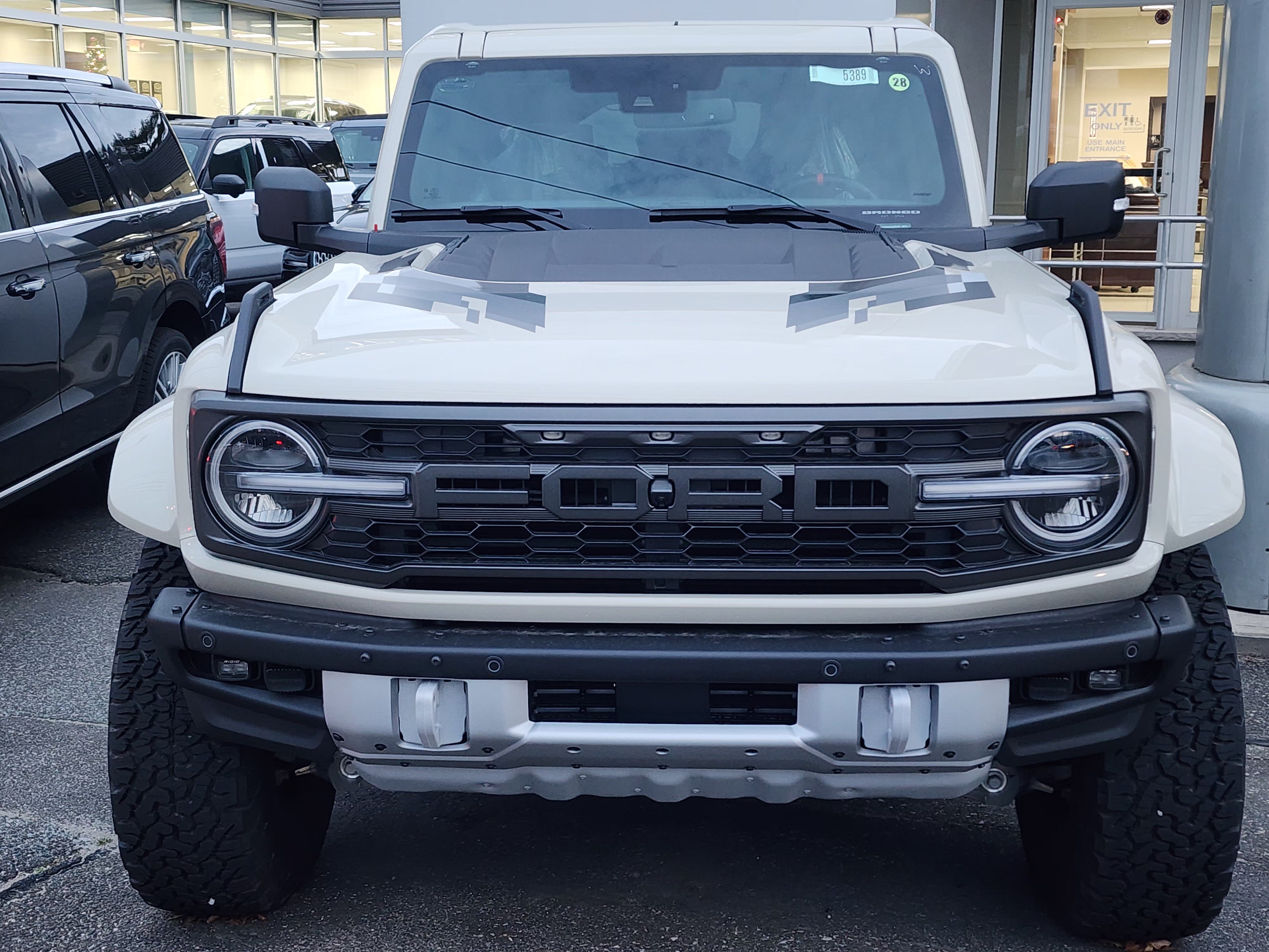 New 2025 Ford Bronco Raptor AWD/4WD image 4
