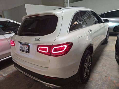 Used 2022 Mercedes-Benz GLC 300 image 2