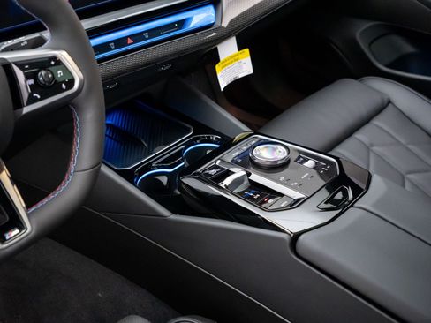 New 2026 BMW i5 M60 AWD/4WD image 13