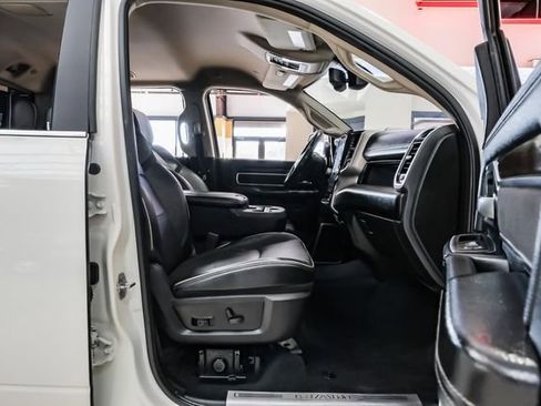 Used 2022 RAM 3500 Laramie image 31