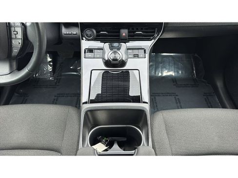 Used 2023 Subaru Solterra AWD image 25