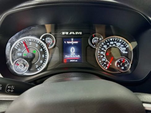 Used 2025 RAM 1500 Tradesman AWD/4WD image 12