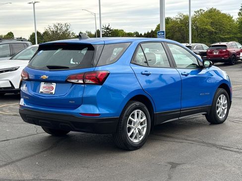 Used 2024 Chevrolet Equinox LS AWD/4WD image 11