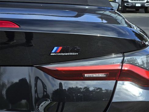 Used 2023 BMW M4 xDrive Competition w/ M Driver's Package image 11