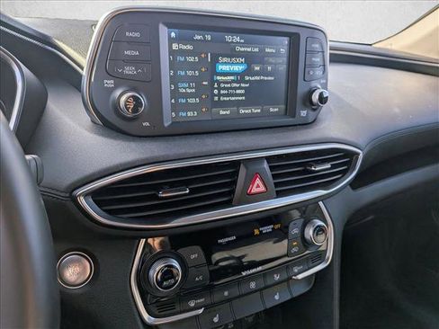 Used 2020 Hyundai Santa Fe SEL w/ Convenience Package image 12