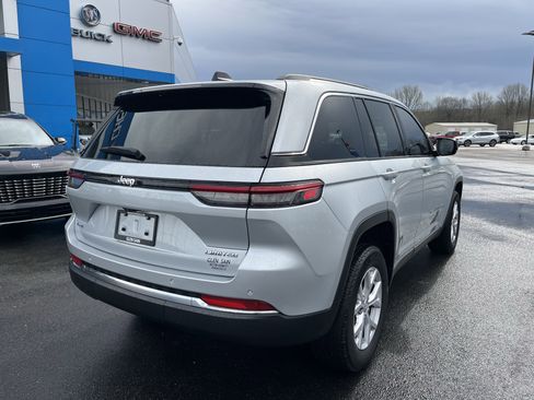 Used 2022 Jeep Grand Cherokee Limited image 5