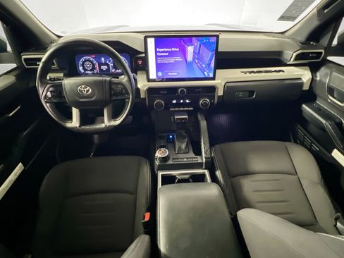 Used 2024 Toyota Tacoma TRD Off-Road AWD/4WD image 30