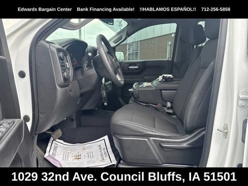 Used 2020 Chevrolet Silverado 1500 Custom w/ Custom Max Trailering Package AWD/4WD image 15