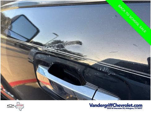 Used 2019 Nissan Titan SL w/ Chrome Package AWD/4WD image 14