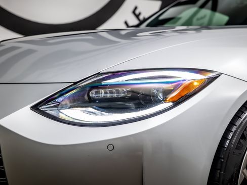 Used 2025 Nissan Z Sport w/ Floor Mat Package RWD image 16