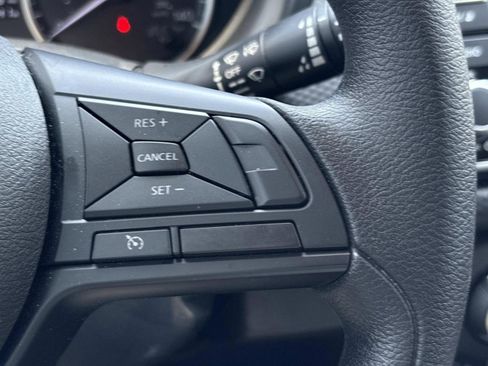 Used 2025 Nissan Kicks Play S FWD image 30