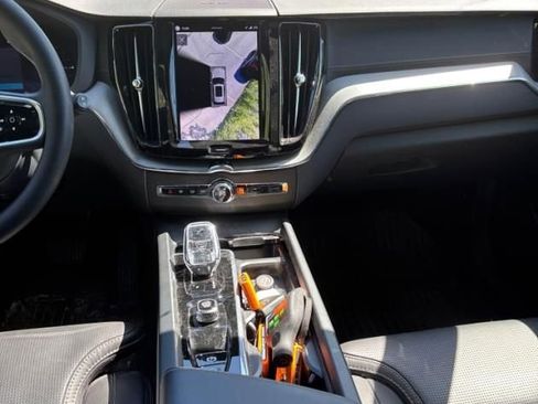 Used 2024 Volvo XC60 T8 Ultimate w/ Protection Package Premier AWD/4WD image 7