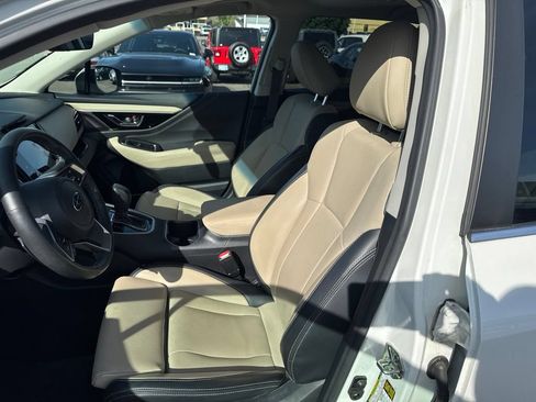Used 2020 Subaru Outback Limited XT w/ Popular Package #2 AWD/4WD image 4