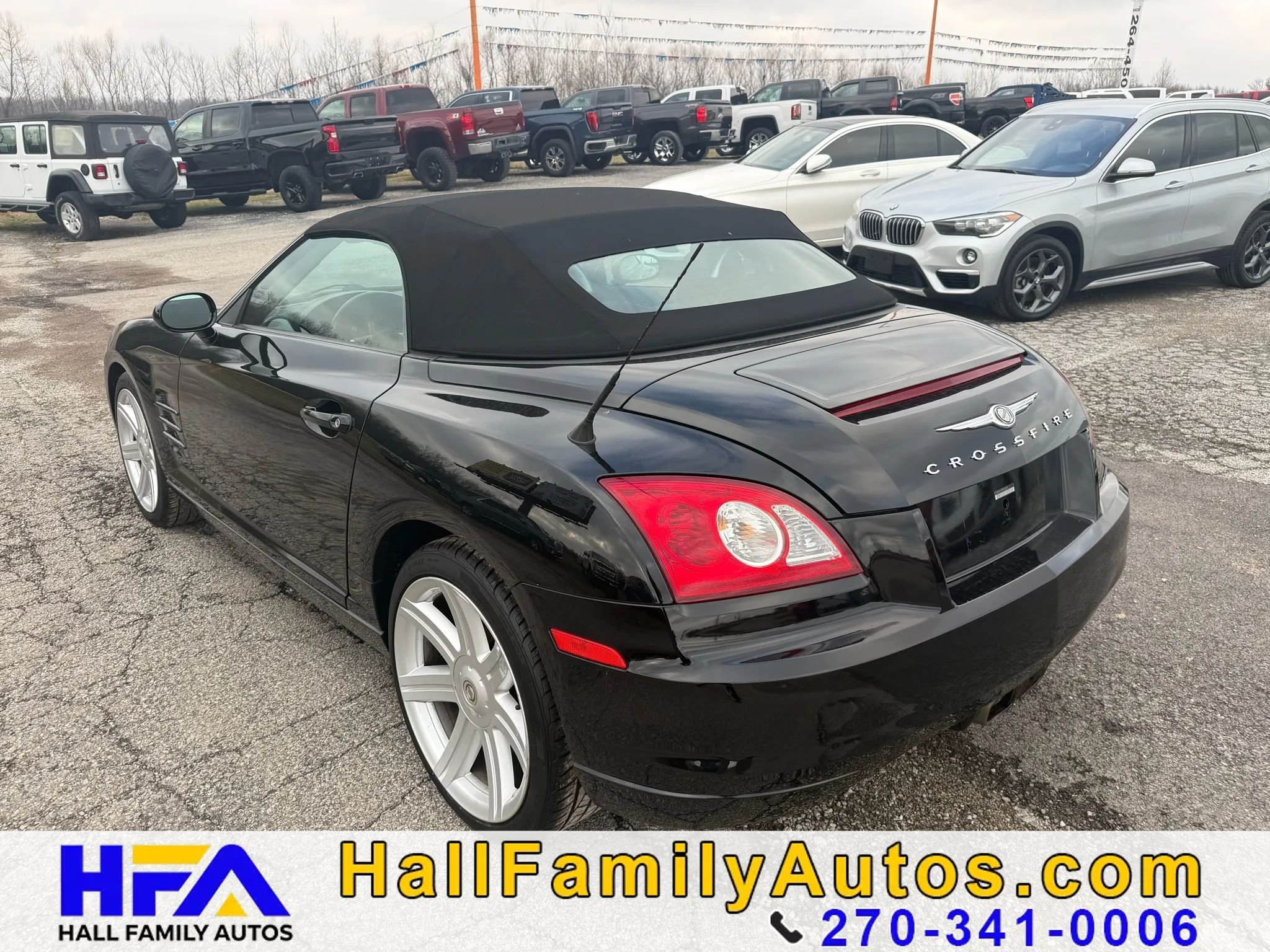 Used 2005 Chrysler Crossfire Convertible RWD image 2