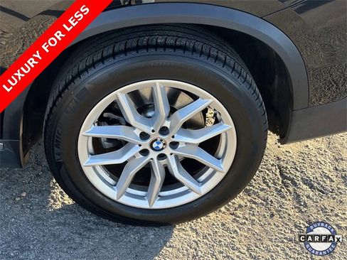 Used 2021 BMW X5 xDrive40i w/ Premium Package image 11