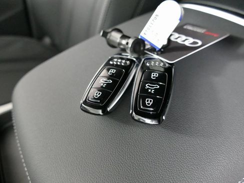 New 2026 Audi Q8 Premium Plus image 13