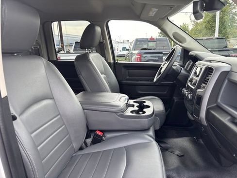 Used 2019 RAM 1500 Tradesman RWD image 10