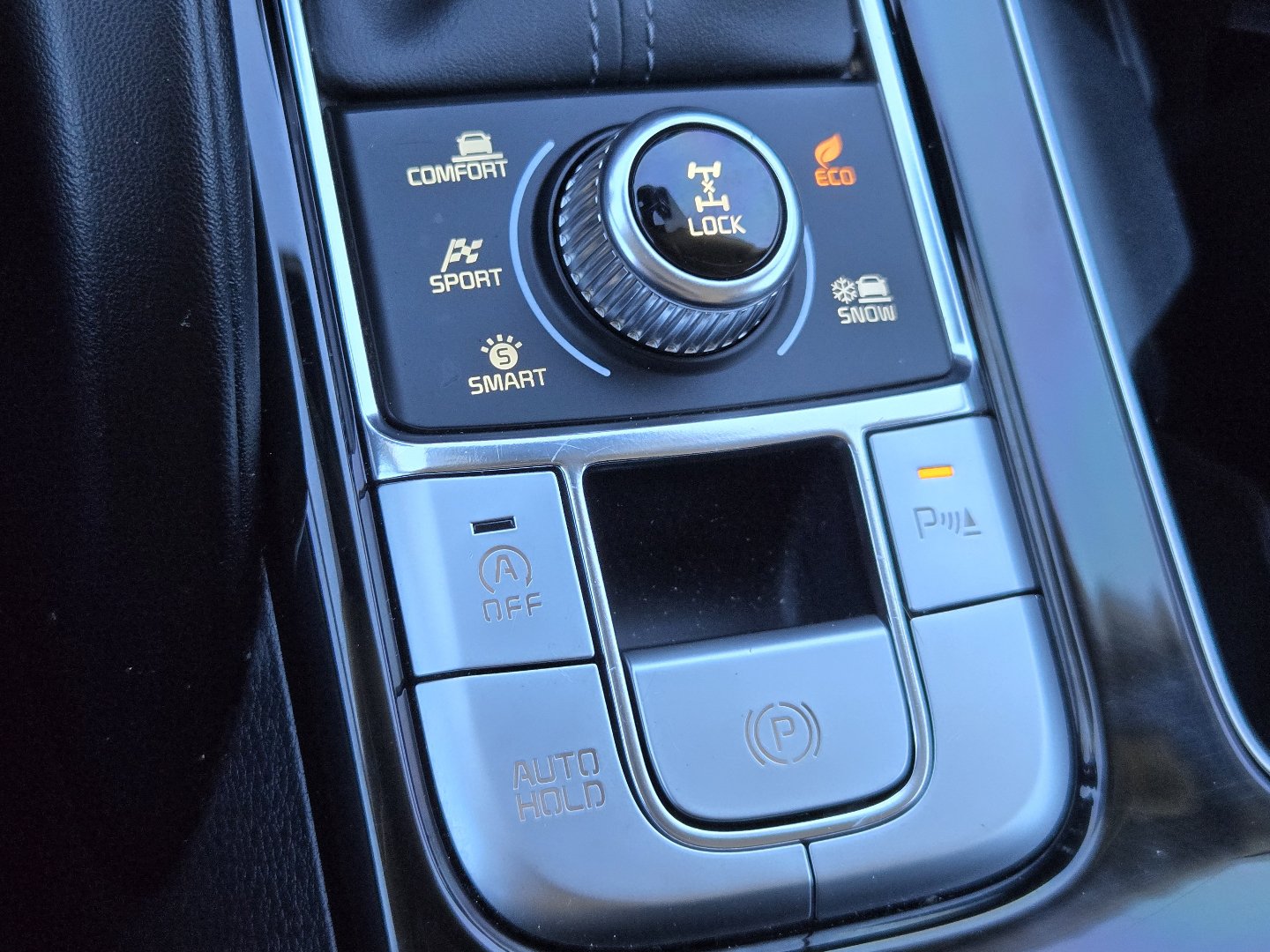 Used 2025 Kia Telluride S AWD/4WD image 32