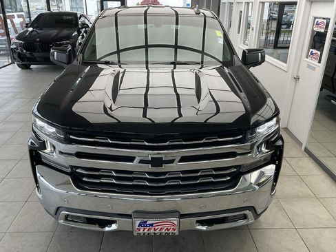Used 2020 Chevrolet Silverado 1500 LTZ w/ LTZ Convenience Package AWD/4WD image 26