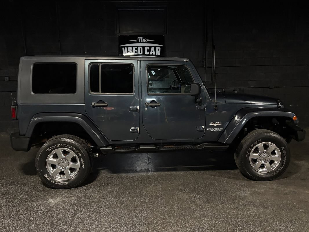 Used 2007 Jeep Wrangler Unlimited Sahara AWD/4WD image 8