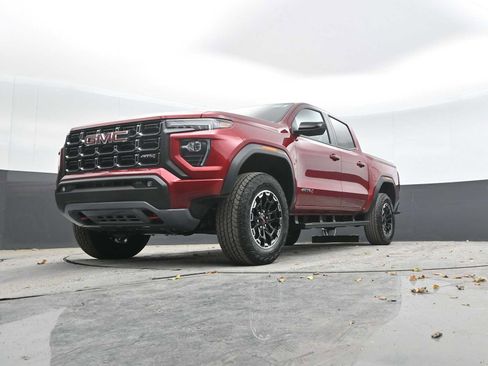 New 2026 GMC Canyon AT4 image 39