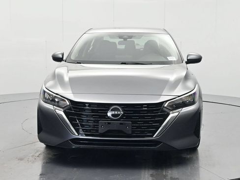 Used 2024 Nissan Sentra SV FWD image 2