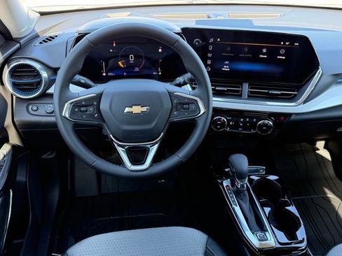 New 2026 Chevrolet Trax LT w/ LT Convenience Package image 23