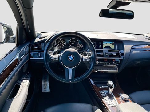 Used 2017 BMW X4 M40i image 25