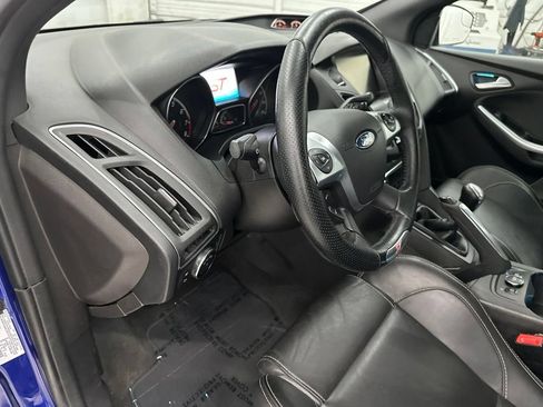 Used 2014 Ford Focus ST w/ Equipment Group 202A FWD image 14