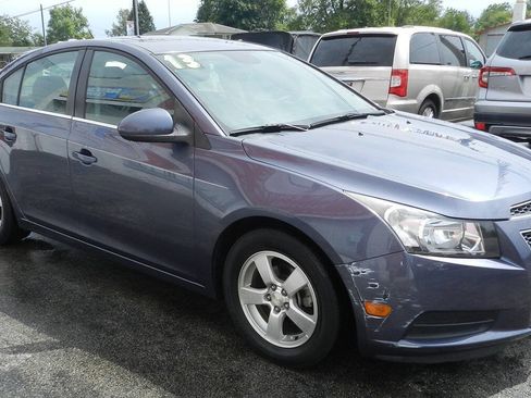 Used 2013 Chevrolet Cruze LT w/ All-Star Edition FWD image 5