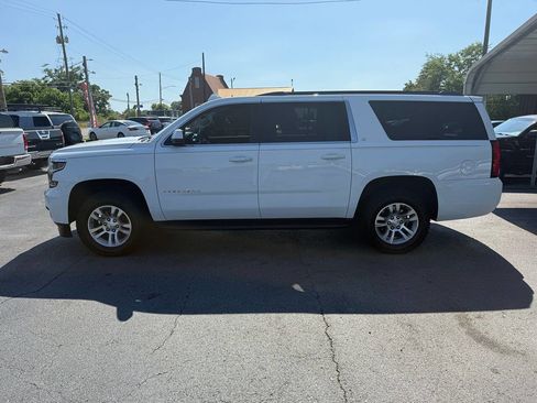 Used 2019 Chevrolet Suburban LT AWD/4WD image 7