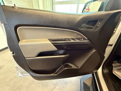 Used 2019 Chevrolet Colorado W/T w/ WT Convenience Package image 17