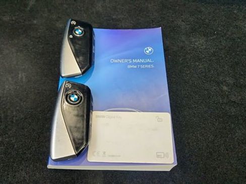 Used 2023 BMW 740i w/ Executive Package image 66