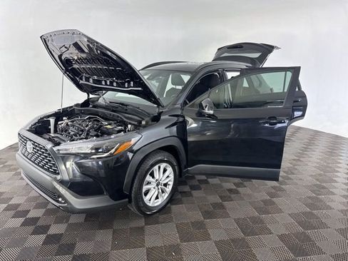 Used 2022 Toyota Corolla Cross LE FWD image 10