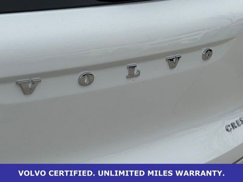 Certified 2023 Volvo XC40 B5 Plus w/ Driver Assist Package image 10