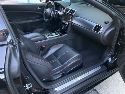 Used 2015 Jaguar XKR R-S RWD image 17
