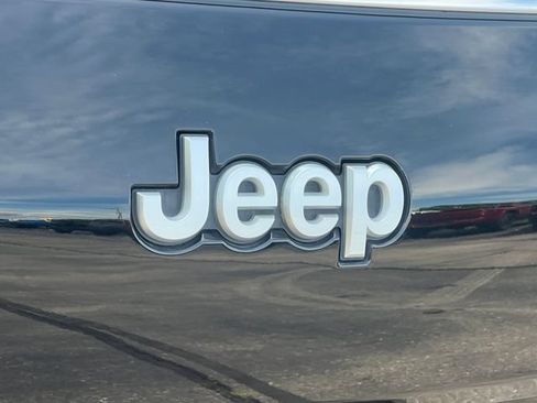Used 2024 Jeep Grand Cherokee L Overland w/ Advanced Protech Group III AWD/4WD image 58