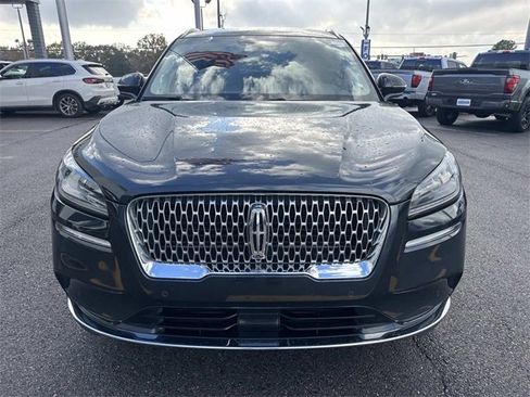 Used 2022 Lincoln Corsair Reserve w/ Equipment Group 201A image 2