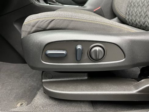 Certified 2022 Chevrolet Equinox LT image 10