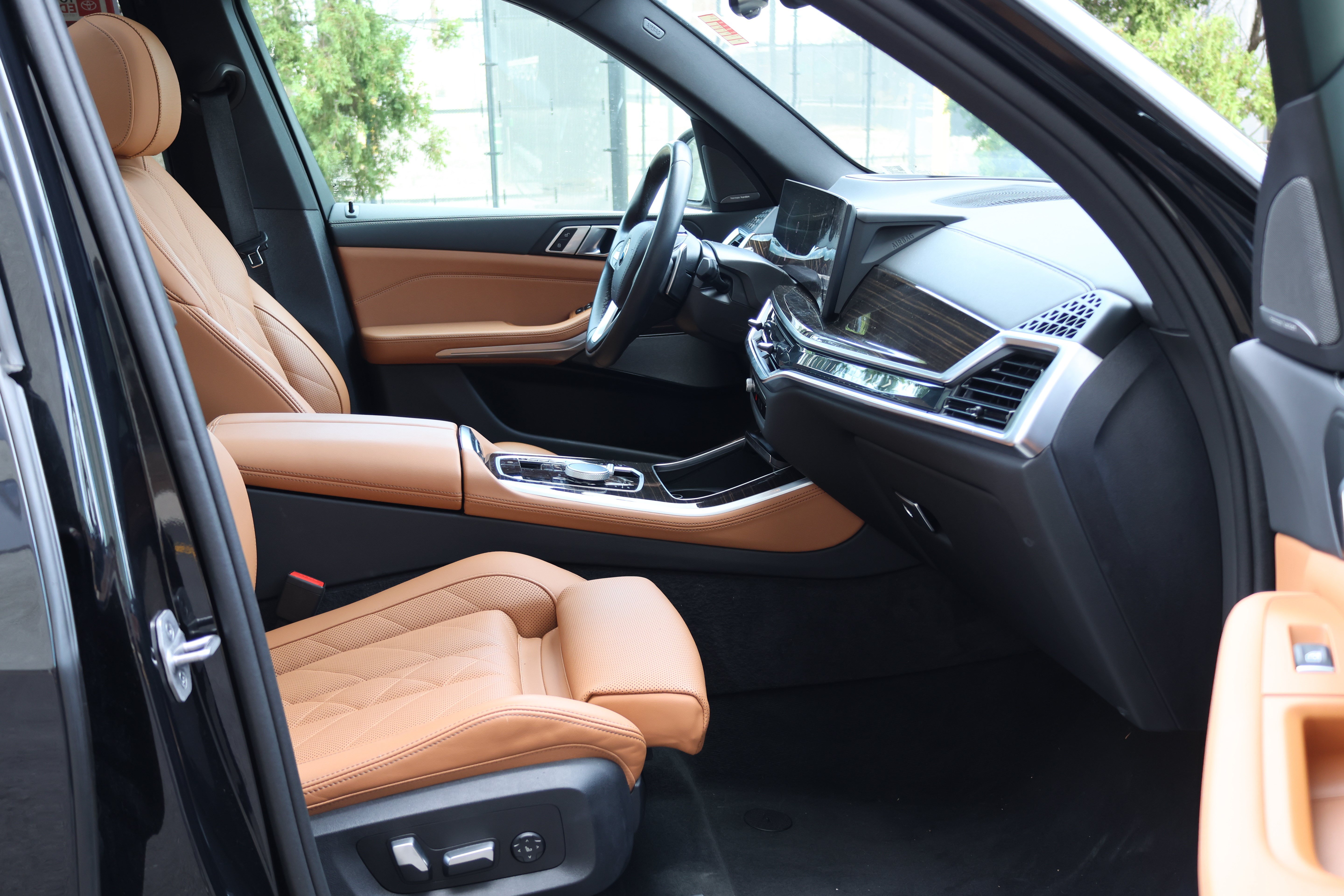 Used 2026 BMW X5 xDrive40i AWD/4WD image 39