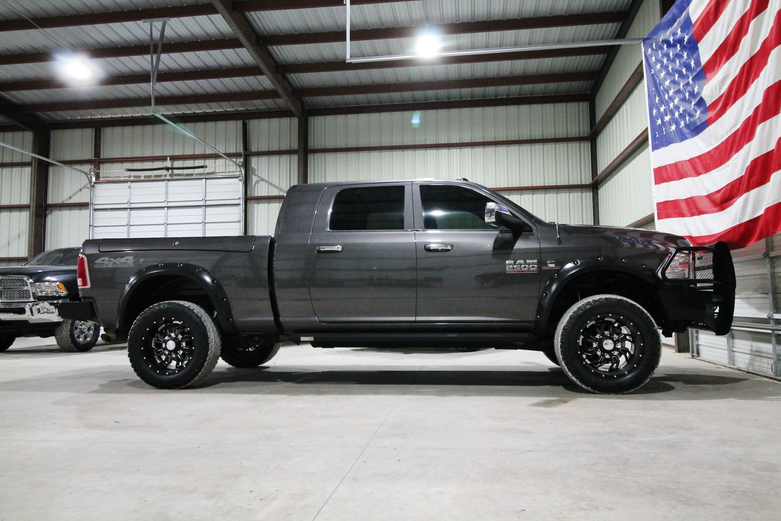 Used 2018 RAM 2500 Laramie w/ Off Road Package AWD/4WD image 15